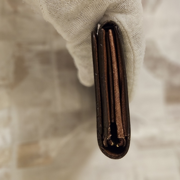 Louis Vuitton Monogram Porte Monnaie Tresor Wallet - Picture 8 of 13